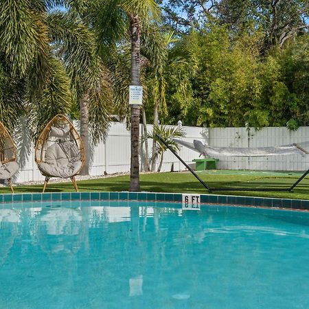 2B1B Stylish Little House W Shared Pool 511 Villa Clearwater Eksteriør billede