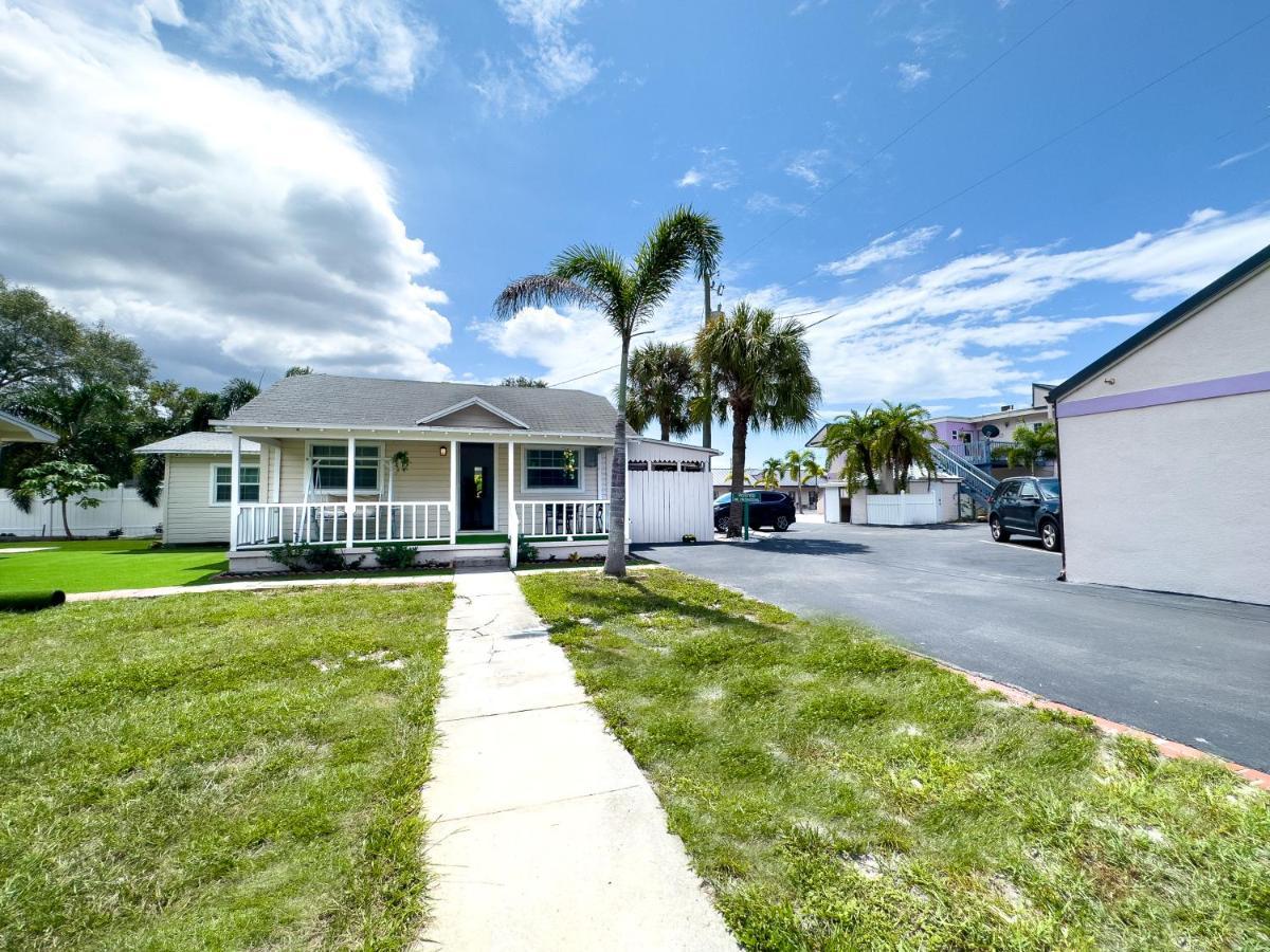 2B1B Stylish Little House W Shared Pool 511 Villa Clearwater Eksteriør billede